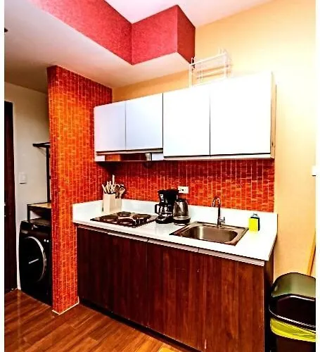 2 Bedroom Fantastic Air 3649 Swim Gym Surf 300 Mb Apartment *