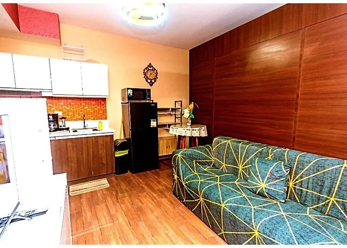 2 Bedroom Fantastic Air 3649 Swim Gym Surf 300 Mb Apartment *