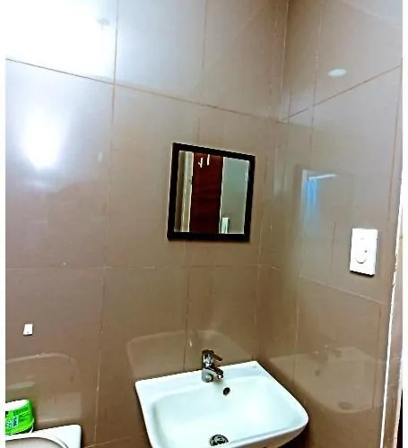 Apartment 2 Bedroom Fantastic Air 3649 Swim Gym Surf 300 Mb