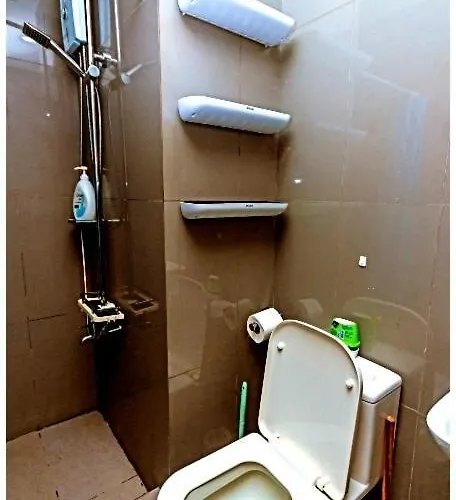 Apartment 2 Bedroom Fantastic Air 3649 Swim Gym Surf 300 Mb Manila